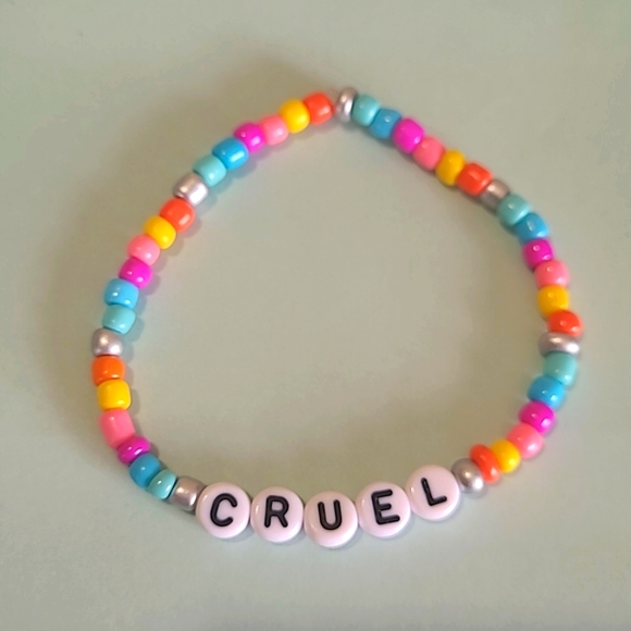 TAYLOR SWIFT BRACELETS - Handmade - Picture 3 of 5